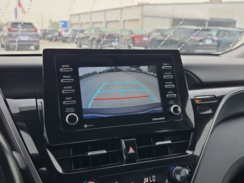 Used 2023 Toyota Camry SE image 22