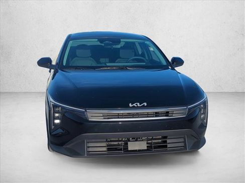 Used 2025 Kia K4 FWD image 2
