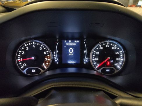 Used 2021 Jeep Renegade Sport image 23