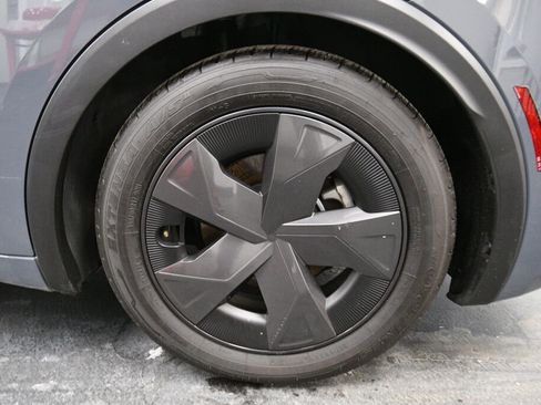 Certified 2024 Toyota Prius LE image 30