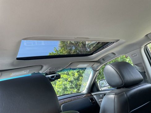 Used 2008 Cadillac DTS w/ Sun And Sound Package image 20