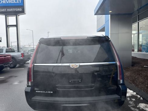 Used 2017 Cadillac Escalade ESV Platinum image 8