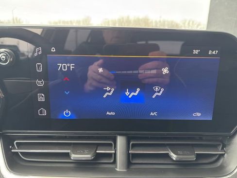 Used 2026 Chevrolet Trax ACTIV w/ Driver Confidence Package image 13