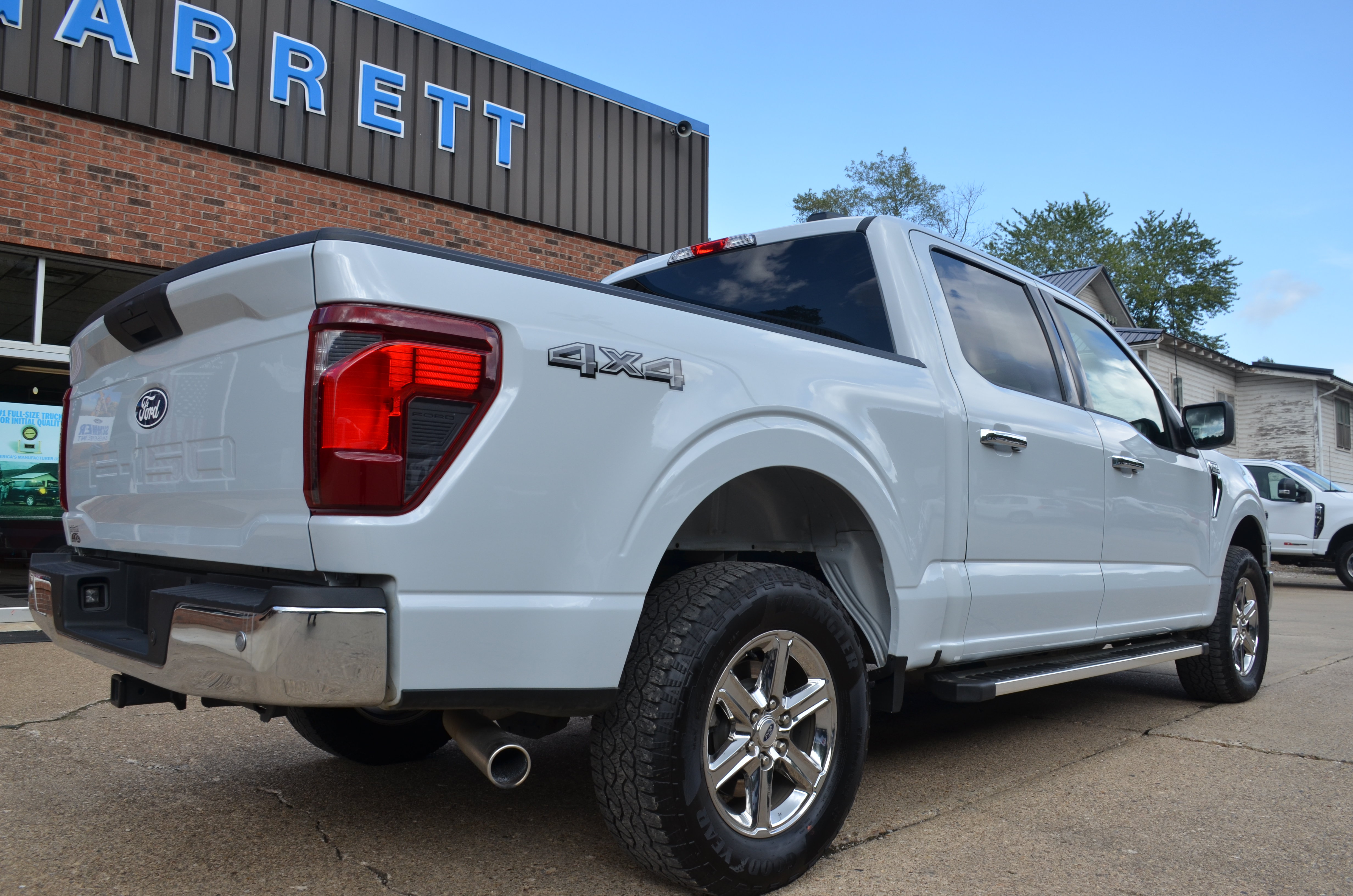 Used 2025 Ford F150 XLT w/ Equipment Group 301A Standard AWD/4WD image 2