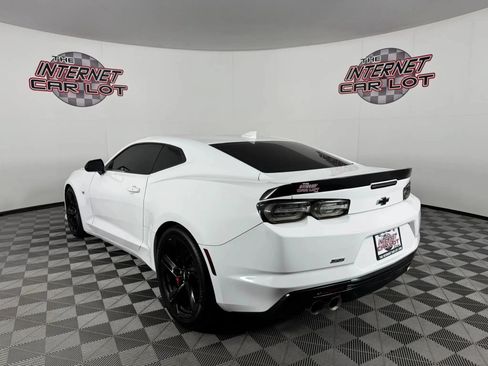 Used 2022 Chevrolet Camaro SS RWD image 5