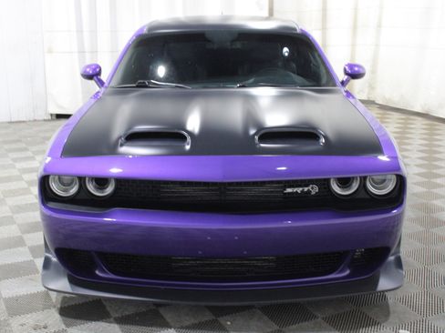 Used 2019 Dodge Challenger SRT Hellcat Redeye image 28