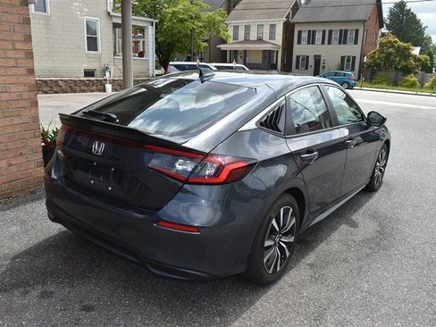 Used 2024 Honda Civic EX-L image 4
