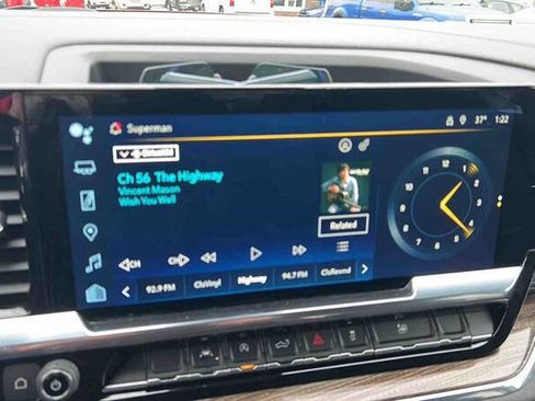 Used 2023 Chevrolet Silverado 1500 LT image 24