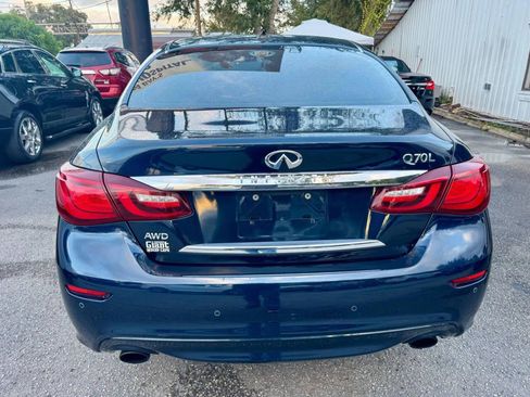 Used 2019 INFINITI Q70 L 3.7 w/ Sensory Package image 16