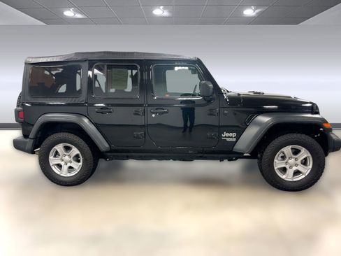 Used 2020 Jeep Wrangler Unlimited Sport image 8