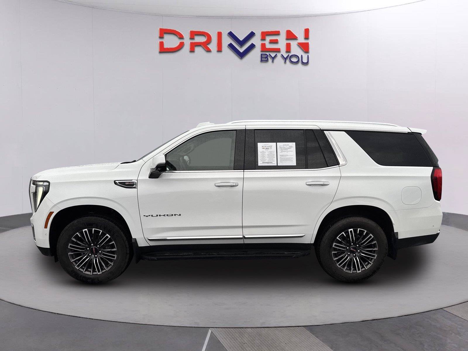 Used 2025 GMC Yukon Elevation AWD/4WD image 7