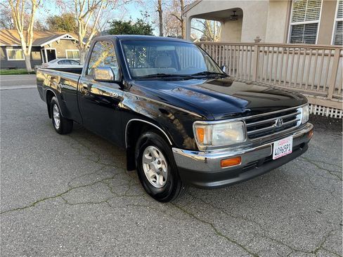 Used 1993 Toyota T100 SR5 image 3
