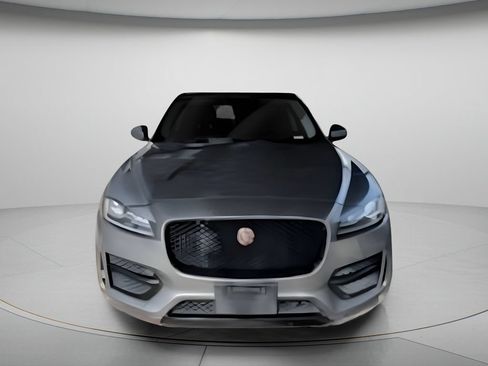Used 2020 Jaguar F-PACE R-Sport AWD/4WD image 3