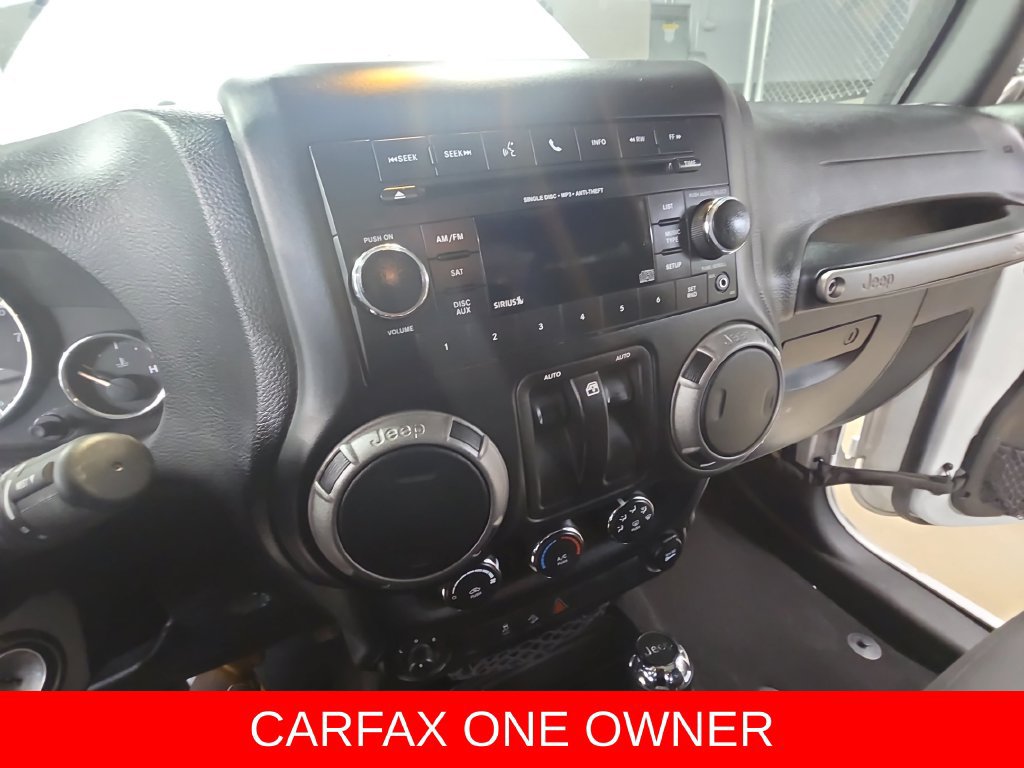 Used 2015 Jeep Wrangler Sport w/ Quick Order Package 24S AWD/4WD image 20