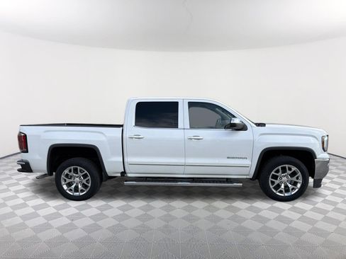 Used 2017 GMC Sierra 1500 SLT w/ SLT Premium Package image 5