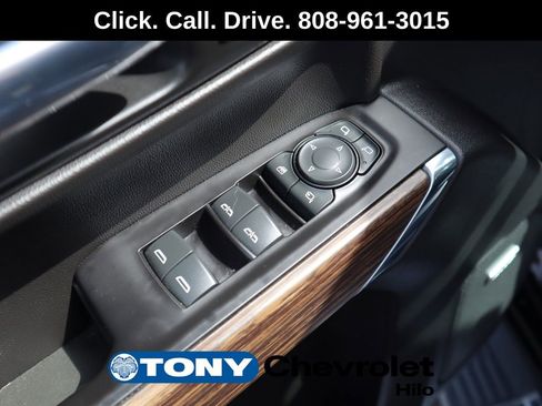 Used 2020 Chevrolet Silverado 1500 High Country w/ Technology Package image 10