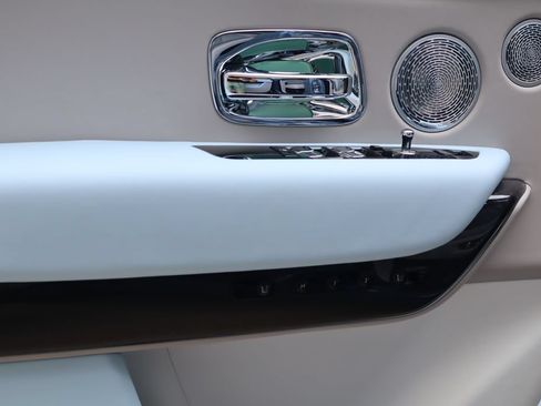 New 2027 Rolls-Royce Cullinan Black Badge AWD/4WD image 16