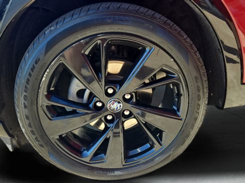 Used 2022 Buick Envision Preferred AWD/4WD image 30