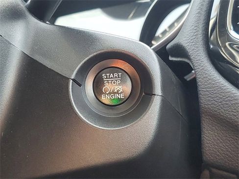 Certified 2019 Jeep Compass Limited image 19