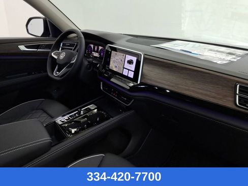 New 2026 Volkswagen Atlas SEL Premium R-Line image 24