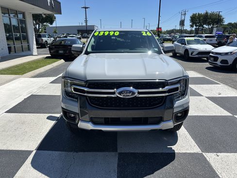 Used 2026 Ford Ranger Lariat w/ FX4 Off-Road Package AWD/4WD image 2