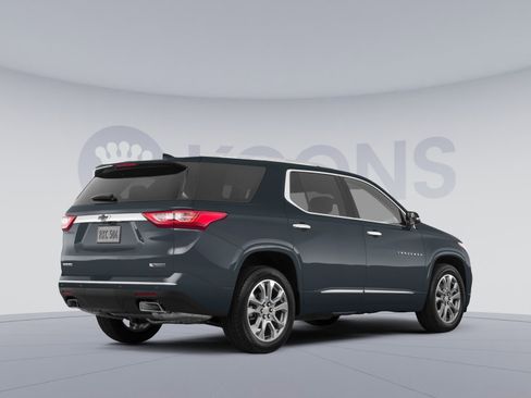 Used 2018 Chevrolet Traverse LT AWD/4WD image 4