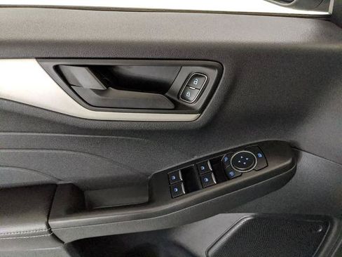 Certified 2022 Ford Escape SE AWD/4WD image 13
