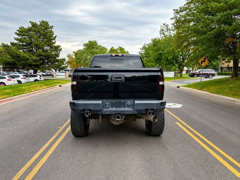 Used 2018 GMC Sierra 2500 Denali w/ Duramax Plus Package AWD/4WD image 4