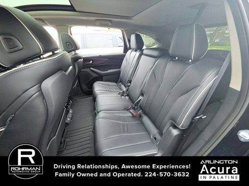 Used 2023 Acura MDX SH-AWD w/ Advance Package image 6