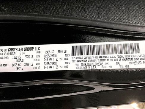 Used 2014 Jeep Wrangler Unlimited Sahara w/ Connectivity Group image 32