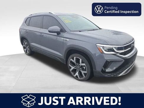 Used 2023 Volkswagen Taos SEL image 1