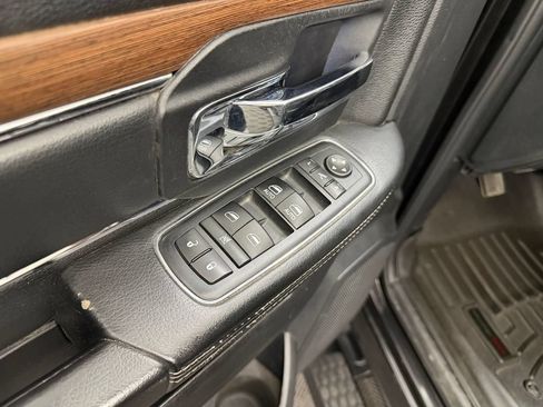 Used 2016 RAM 3500 Laramie AWD/4WD image 12