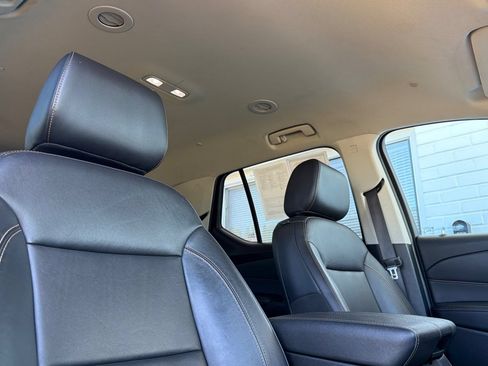 Used 2021 Chevrolet Traverse RS w/ LPO, Floor Liner Package AWD/4WD image 18