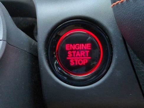 Used 2025 Honda HR-V Sport image 30