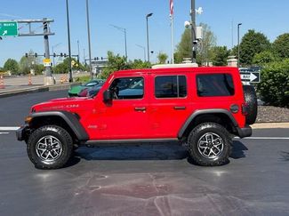 Used 2025 Jeep Wrangler Unlimited Rubicon AWD/4WD video 2