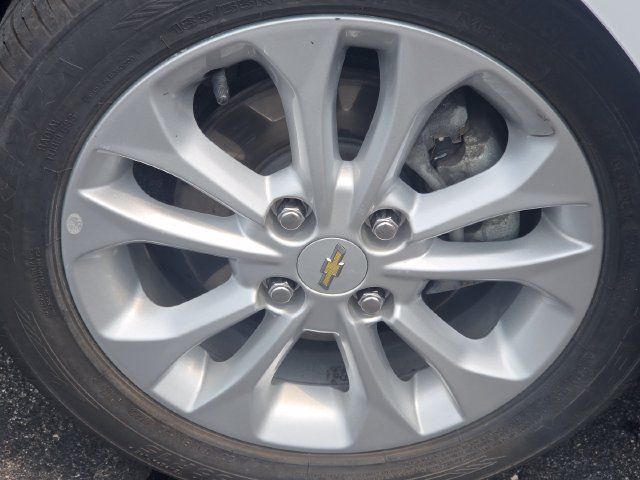 Used 2022 Chevrolet Spark LT FWD image 7