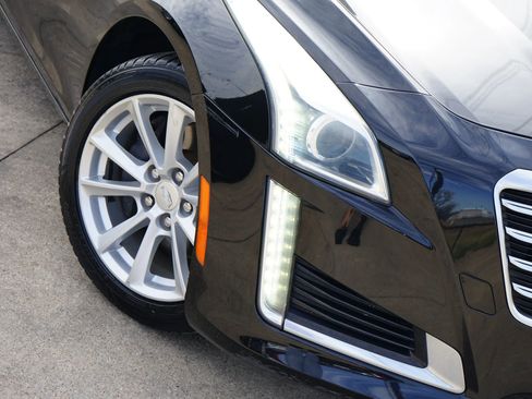 Used 2019 Cadillac CTS Sedan image 5