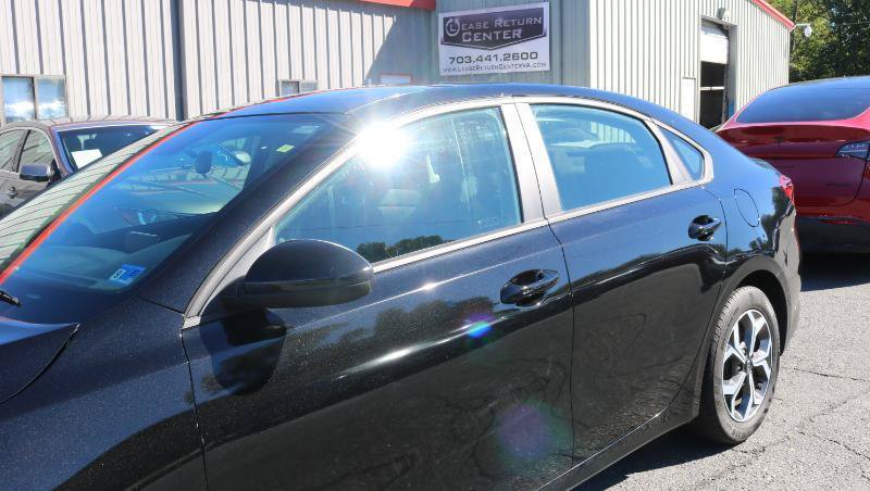 Used 2021 Kia Forte LXS FWD image 4