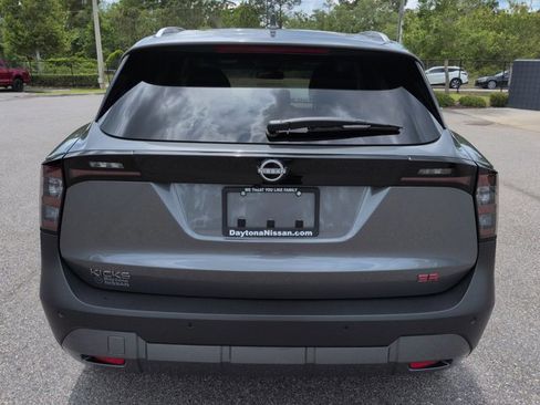Used 2025 Nissan Kicks SR FWD image 6