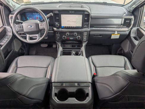 New 2026 Ford F250 Lariat w/ Black Appearance Package AWD/4WD image 11