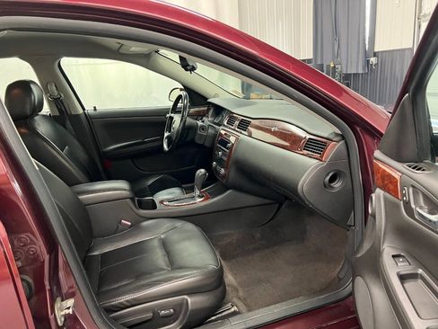 Used 2007 Chevrolet Impala LT FWD image 11