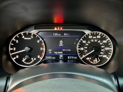 Certified 2023 Nissan Altima 2.5 SV FWD image 13