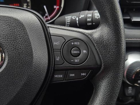Certified 2025 Toyota RAV4 XLE AWD/4WD image 19