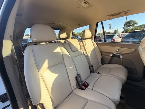 Used 2011 Volvo XC90 3.2 AWD/4WD image 24