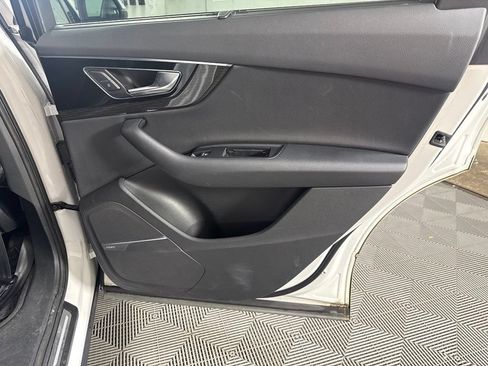 Used 2019 Audi Q7 3.0T Premium Plus w/ Premium Plus Package AWD/4WD image 24