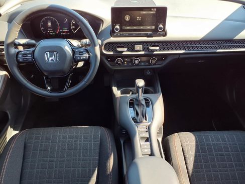 Used 2025 Honda HR-V Sport image 4