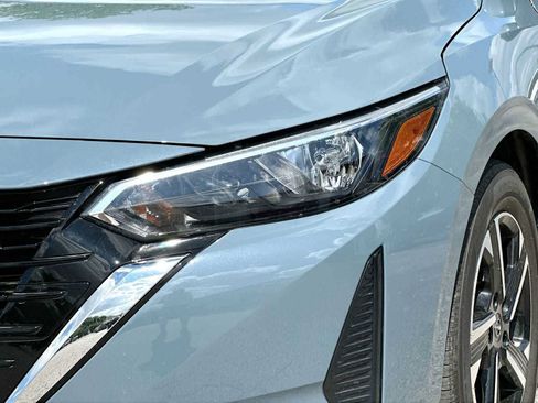 Used 2025 Nissan Sentra SV image 16