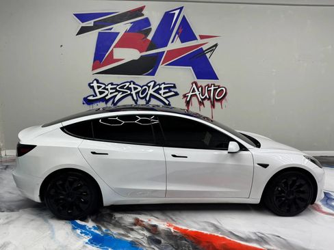 Used 2021 Tesla Model 3 Standard Range Plus RWD image 3