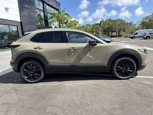 New 2024 MAZDA CX-30 Carbon image 6