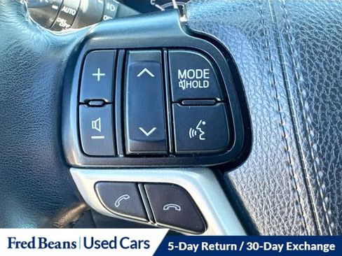 Used 2019 Toyota Highlander Limited AWD/4WD image 43